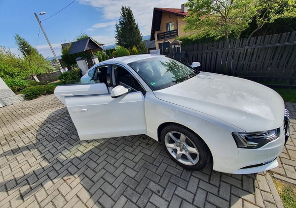 Audi A5 cena 56900 przebieg: 223800, rok produkcji 2012 z Lędziny małe 326